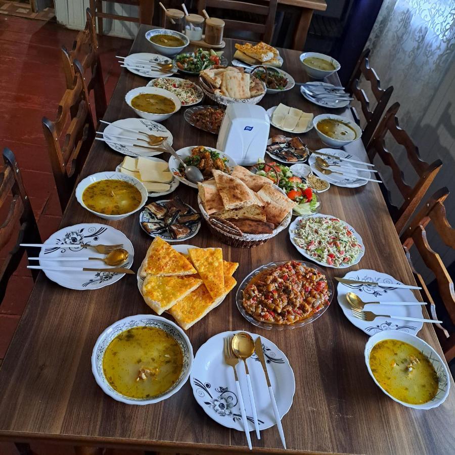 Chvibiani Guesthouse & Bar Ushguli Buitenkant foto