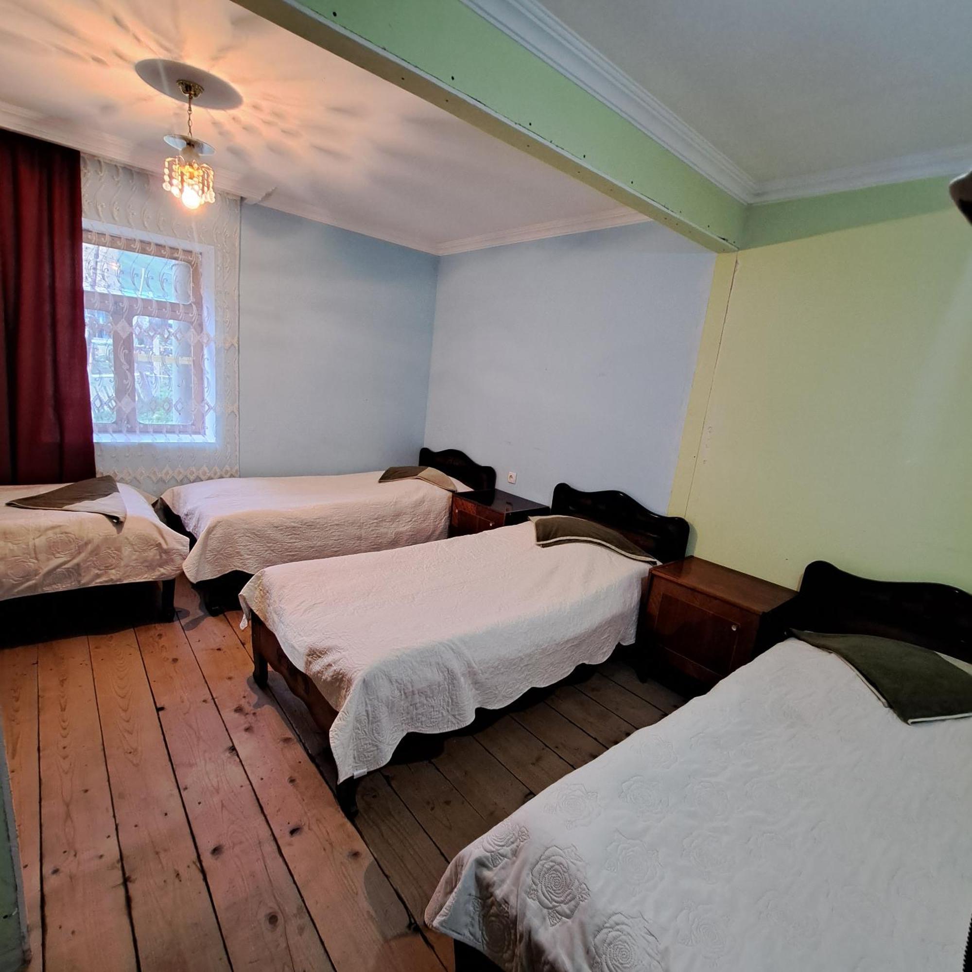 Chvibiani Guesthouse & Bar Ushguli Buitenkant foto