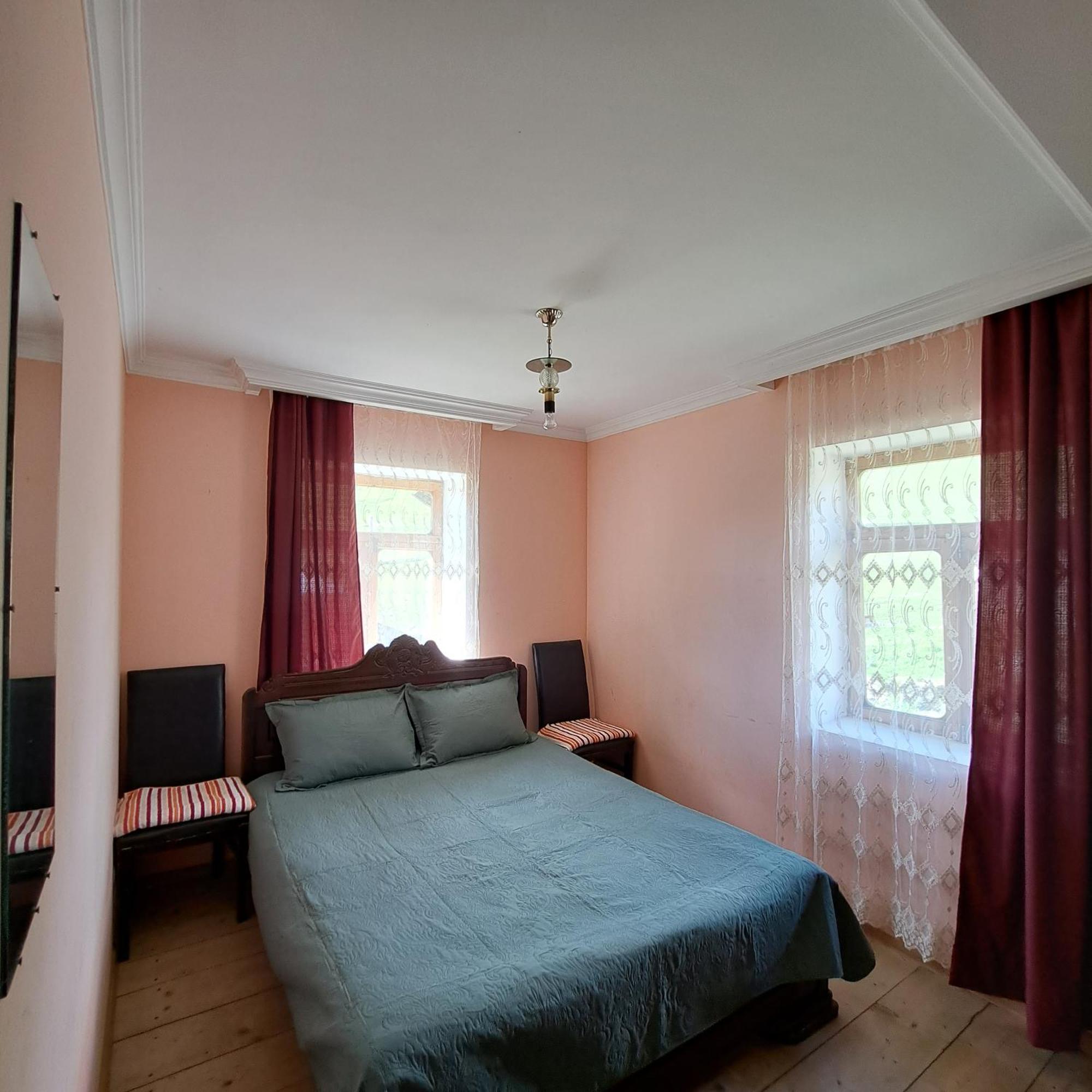 Chvibiani Guesthouse & Bar Ushguli Buitenkant foto