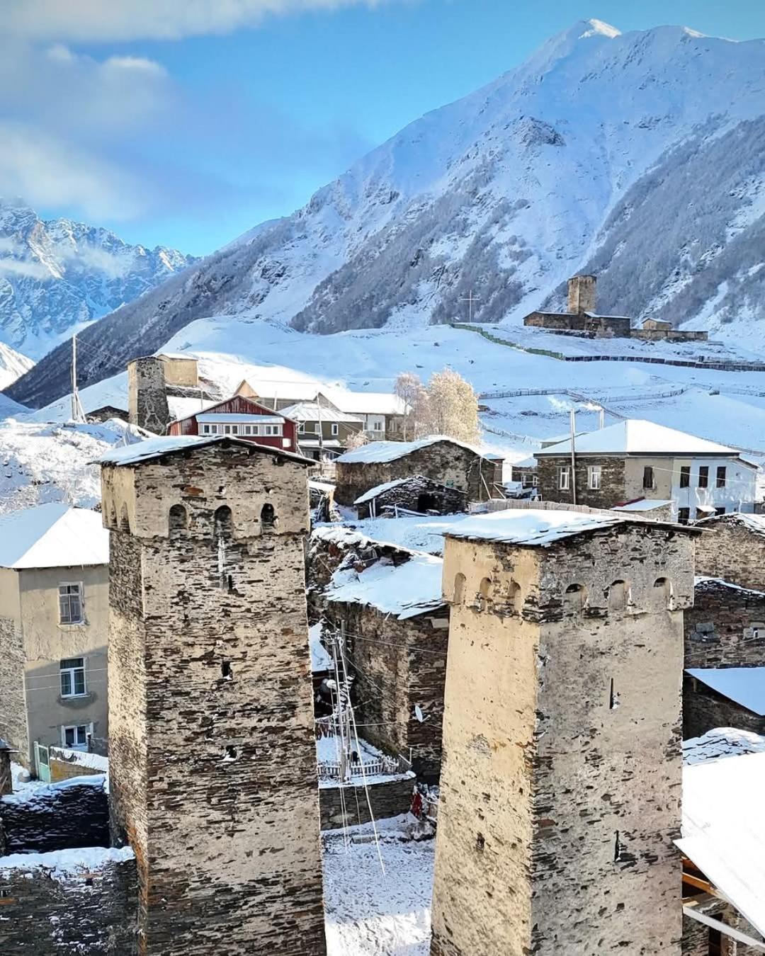 Chvibiani Guesthouse & Bar Ushguli Buitenkant foto